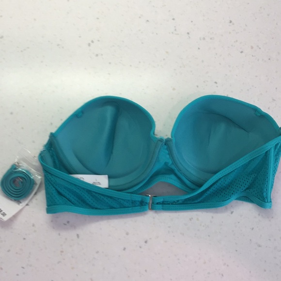 Ladies Bikini Swimsuit Top - Picture 2 of 2